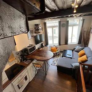 https://la-petite-place-le-gite-et-le-couvert-de-la-porte-de-gand.lillehotels.org