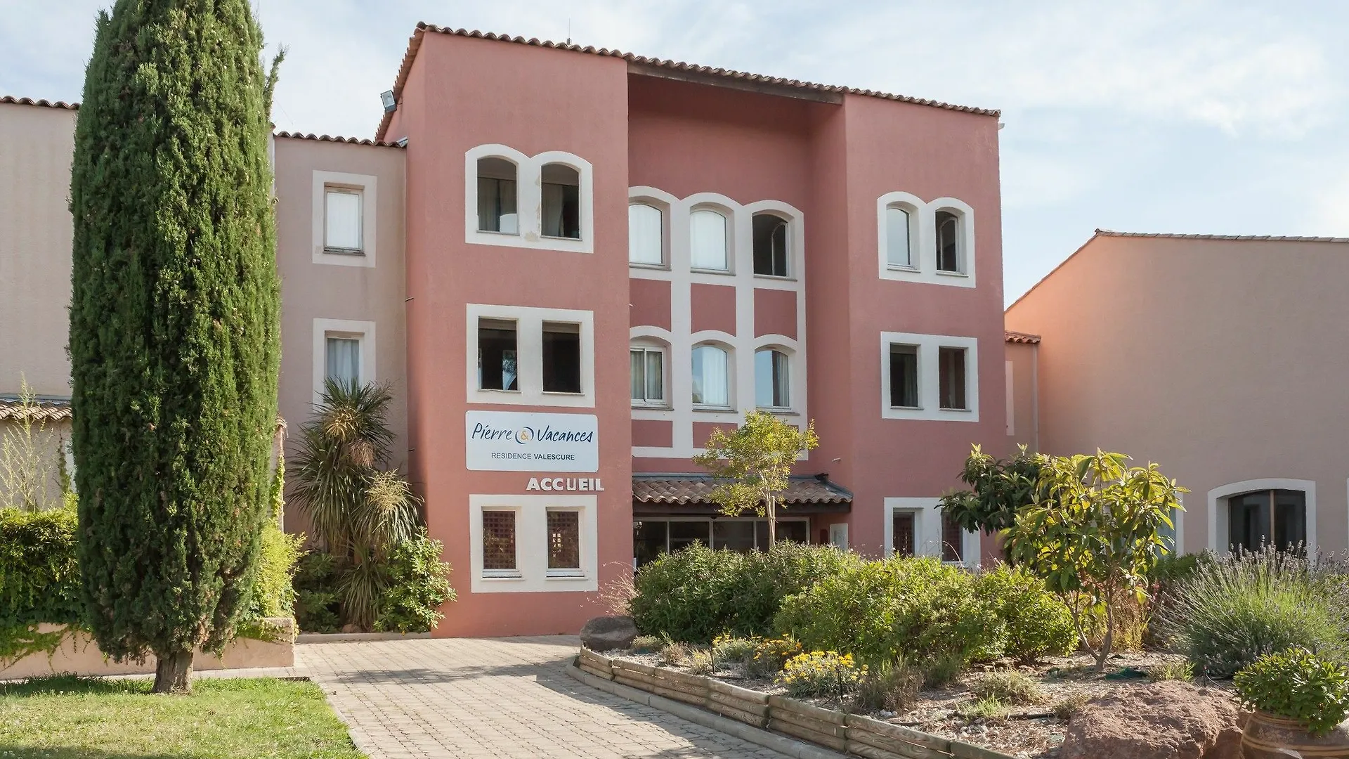 Maeva Residence Valescure Saint-Raphaël 0*,  France