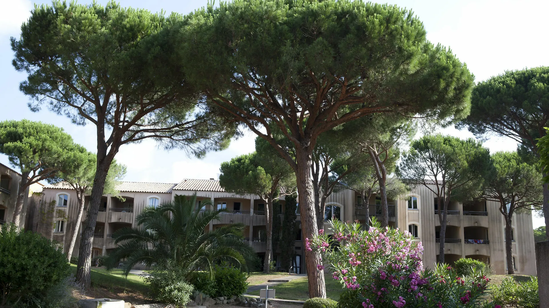 Maeva Residence Valescure Saint-Raphaël